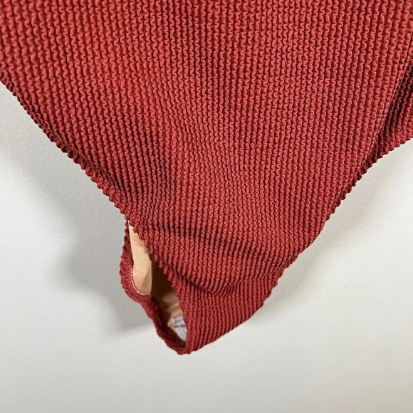 J.Crew Scrunchie Classic Scoopneck One Piece Swimsuit Size 10 Brown Red Vacation - Picture 8 of 14